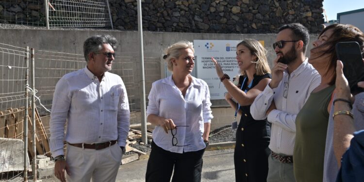 Esther Monzón visita las obras de ampliación del Hospital Nuestra Señora de los Reyes