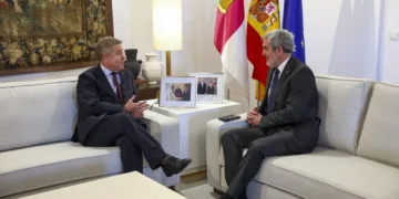 Page y Clavijo descartan un frente político común con otras autonomías sobre financiación