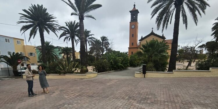 Peatonalización y mejora la accesibilidad en la plaza de Argentina 1