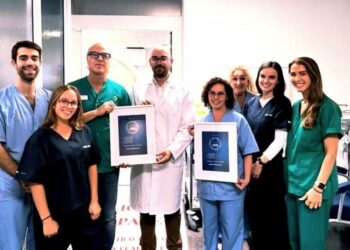 El Doctor Negrín trata a 30 pacientes con ultrasonidos de alta intensidad (HIFU) para eliminar el temblor esencial