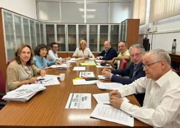 Monzón supervisa los trámites para la creación de la Agencia Canaria de Salud Pública