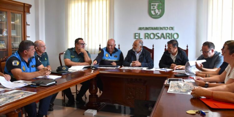 Reunión Seguridad Fiestas La Esperanza 2025 (3)