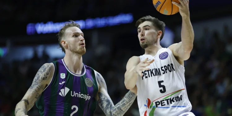 La Laguna Tenerife anuncia el fichaje del escolta estadounidense Wesley Van Beck