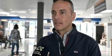 Sanidad anuncia «el cese a petición propia» del director del Servicio Canario de la Salud