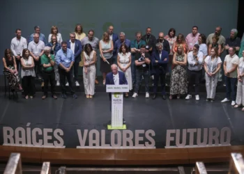 NC elige a Luis Campos secretario general y que sigan Rodríguez y Ramírez en la dirección