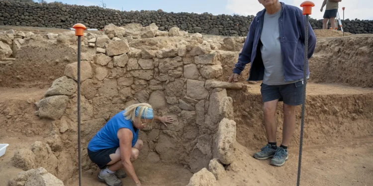 Cuarenta años de El Bebedero: aparece lo que podría ser el aljibe más antiguo de Lanzarote
