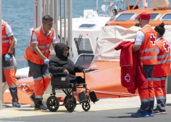 Una mujer sin piernas, entre las 38 personas rescatadas de la última patera en Canarias
