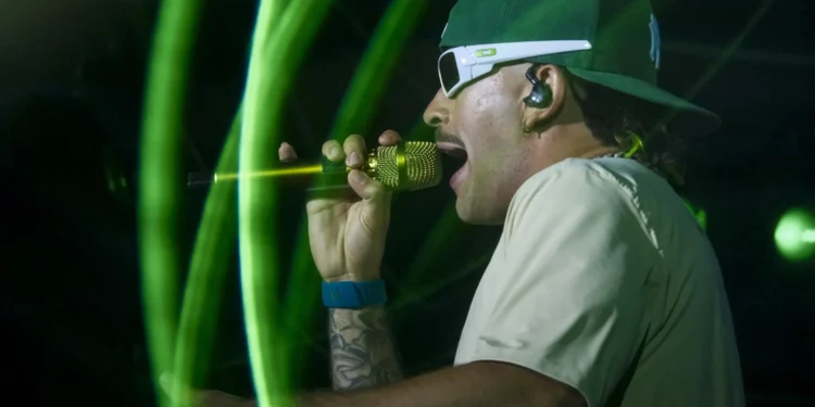 Feid conquista Gran Canaria con una «bulla» de éxitos en el ecuador del Granca Live Fest