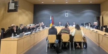 Los peritos judiciales ratifican las irregularidades que apreciaron en los contratos de Sercanarias con Emalsa
