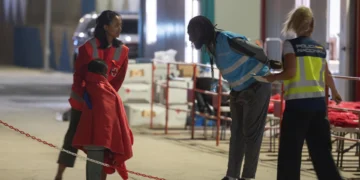 Las cuestiones que preocupan al canario: la inmigración, la vivienda y la masificación turística