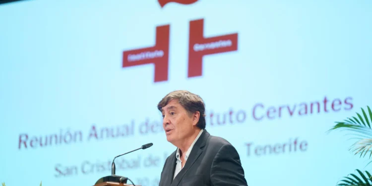 El Instituto Cervantes, preocupado por la situación del español en Estados Unidos ante «el odio a lo hispano»