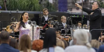 La soprano Anna Netrebko se une a Jorge de León en la quinta gala Santa Catalina Classics