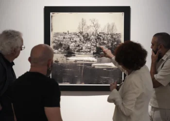 “El presente infinito”: un recorrido retrospectivo a la obra de la artista Fabiola Ubani