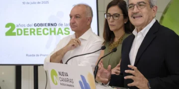 NC recalca que para contener la población en Canarias hay que limitar el turismo de masas