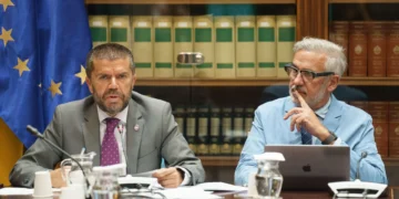 Los rectores de las universidades públicas piden al Parlamento de Canarias que corrija la Ley de la Ciencia remitida por el Gobierno autonómico