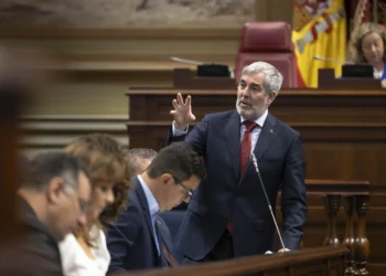 Dos de cada tres canarios quieren un cambio de presidente en el archipiélago, según el CIS