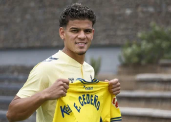 Edward Cedeño: «Es un orgullo ser el primer jugador panameño de la UD Las Palmas»
