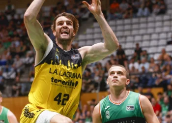 Aaron Doornekamp seguriá un año más en La Laguna Tenerife