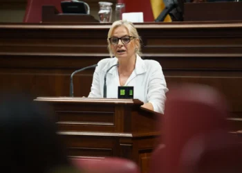 La consejera de Sanidad pide disculpas por la gestión de la sangre y anuncia cambios