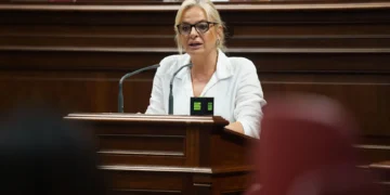 La consejera de Sanidad pide disculpas por la gestión de la sangre y anuncia cambios