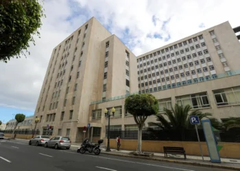 Canarias lidera el limbo de la dependencia con un 35,4% de personas que esperan una ayuda