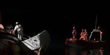 Un tribunal allana el camino para juzgar por primera vez un asesinato en un cayuco