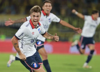 La UD Las Palmas ficha al extremo uruguayo Jeremía Recoba