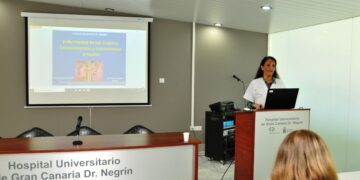 El Aula de Pacientes del Hospital Doctor Negrín retoma la actividad en septiembre con más de 40 charlas