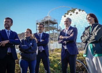 El Gobierno de Canarias garantiza al consorcio su “firme apoyo” a la instalación del gran telescopio en La Palma