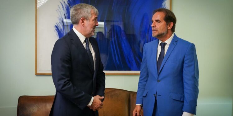 Clavijo invita al resto de las RUP y a sus Estados a luchar juntos en defensa de su estatus en la UE