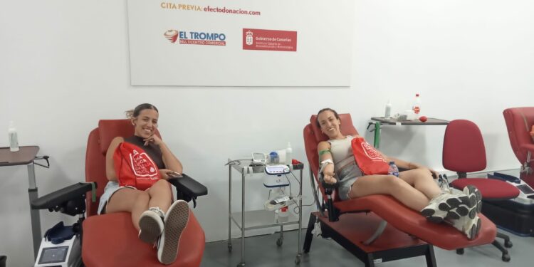 El SCS intensifica las campañas de donación de sangre en todas las islas durante este verano