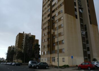 La Junta de Gobierno aprueba una subvención para la rehabilitación de 446 viviendas en Jinámar 2