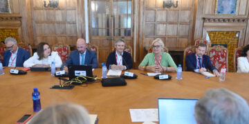 Monzón expone en el Encuentro de Universidad Menéndez Pelayo las ventajas del Visor de Historia Unificada del SCS