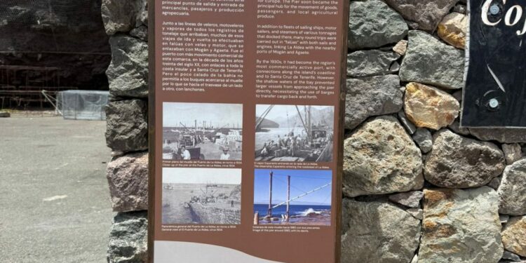 Mural Mujeres Pesca La Aldea 6