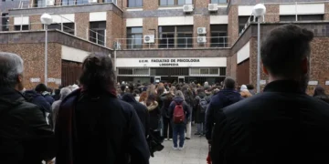 Sanidad publica la convocatoria de 12.366 plazas de formación sanitaria, lo que supone una cifra récord