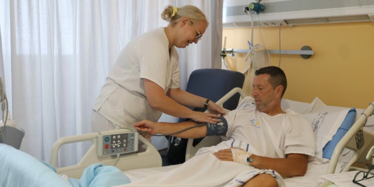 El Hospital Molina Orosa obtiene un notable alto en la Encuesta de Satisfacción al Alta Hospitalaria del año 2024