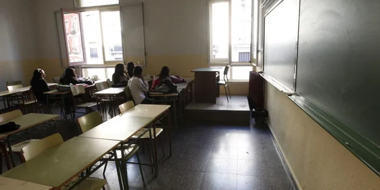 El 24 % de las plazas docentes de Secundaria y FP no se ha cubierto