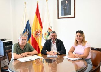Reunión con Director Gral. de Pesca sobre Cofradía Castillo del Romeral (1)