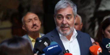 Clavijo pide humanidad: Con 49 millones de habitantes no es ningún problema acoger a 4.000 niños