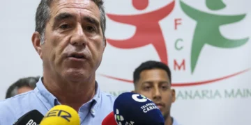 El Gobierno de Canarias insta al Estado a agilizar el traslado de más menores inmigrantes