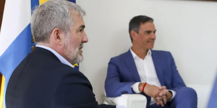 Pedro Sánchez y Fernando Clavijo se reúnen el lunes en Lanzarote