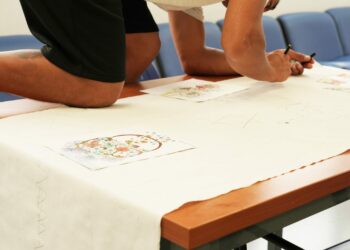 Talleres que sanan: el arte como herramienta terapéutica en el ala de Psiquiatría del Hospital de Fuerteventura
