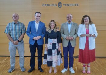 Gobierno de Canarias y Cabildo de Tenerife suscriben un convenio para reforzar la ciberseguridad