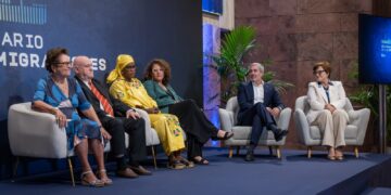 Canarias reconoce con la distinción Valbanera el compromiso de personas y entidades con la migración