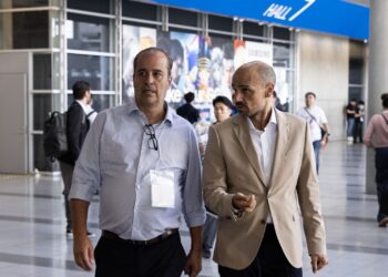 Cabello anima a las empresas canarias a aprovechar la estrategia de internacionalización del Gobierno