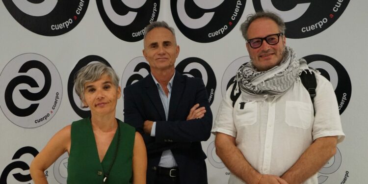 El presente como escenario: la performance toma La Regenta en la 7ª edición de ‘Cuerpo a Cuerpo’