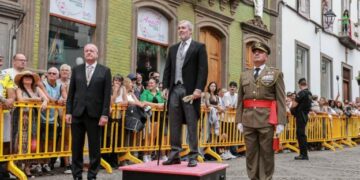 Cerca de 300.000 personas acuden a Teror con motivo de la festividad de la Virgen del Pino