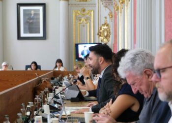 El Ayuntamiento aprueba la ampliación de 5 a 8 años del contrato para el servicio de recogida de residuos
