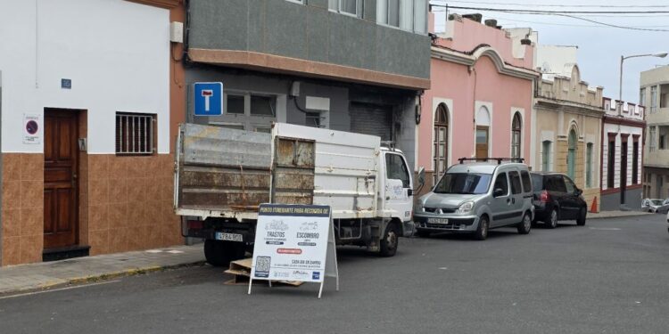 El punto de acopio transitorio de trastos, enseres y escombros recorre 21 de barrios en septiembre (Lomo Apolinario)