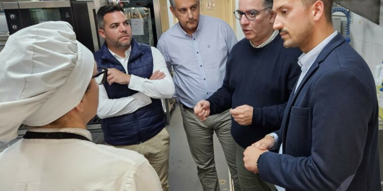 La Consejería de Educación refuerza los comedores escolares en Lanzarote para el curso 2025/2026